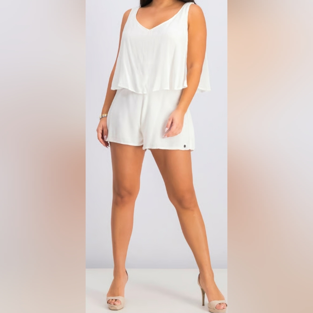 Roxy Sleeveless Flowing White Romper.  NWT. Size Medium